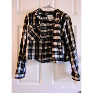 Crop top black and white flannel, Forever 21